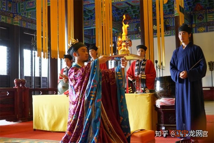 合婚表文怎么向月老祈福烧纸 三丰真人在金丹名著《无根树?劈旁门》中的禁忌