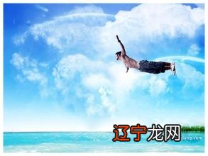 周公解梦:梦见自己会飞是什么意思?且看解梦