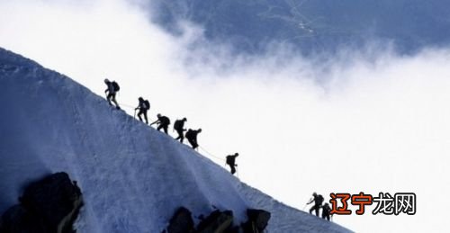 2015年梦见上到山顶的好坏含义，周公解梦大全！