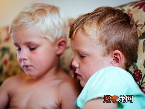 姓周的女孩取什么名字好听 赵师侠的《西江月》——笳鼓旌旗改色,弓刀铠甲增明