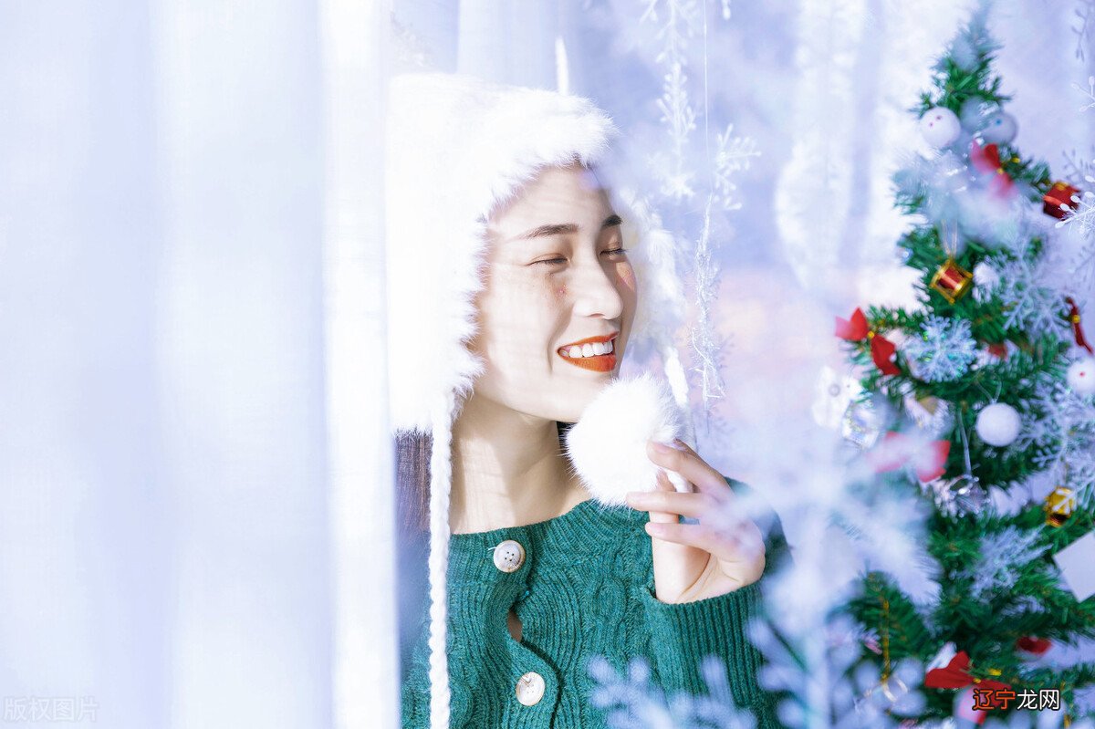 藏在纳兰词中的宝宝名 ， 可谓千种唯美、万般柔情 ， 让人百听不厌