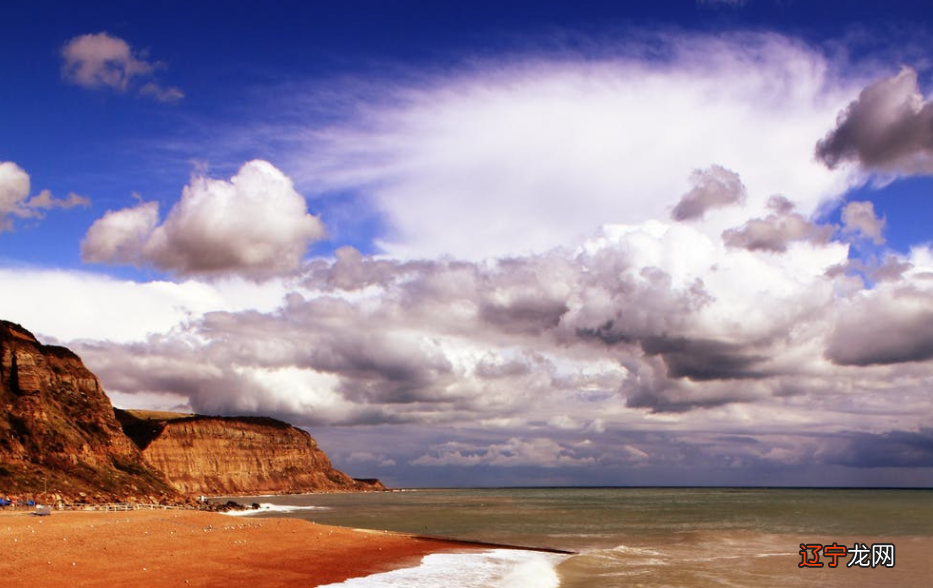 生活里,能够做到不被逆境打压的人,究竟有多少呢?