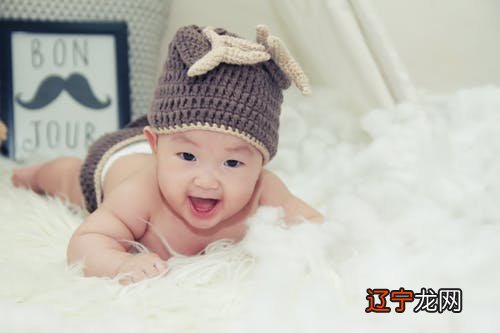 生辰八字何氏起名女孩洋气点虎:名字大全【何丹瑞宁】