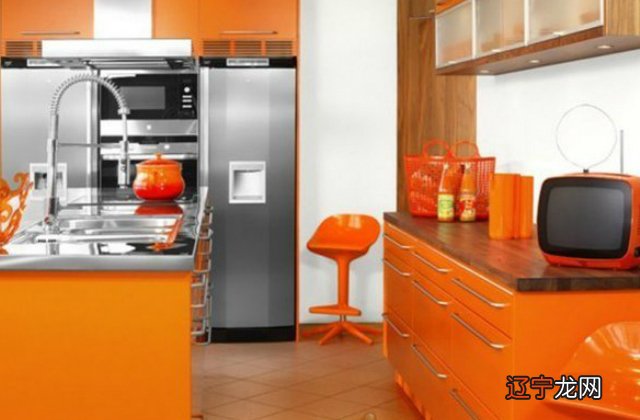 厨房白色风水学_厨房装修颜色风水_厨房风水颜色