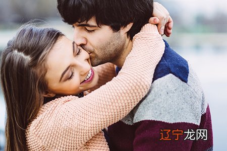 女人梦到秧苗此梦预示:你不久可能要离开家!