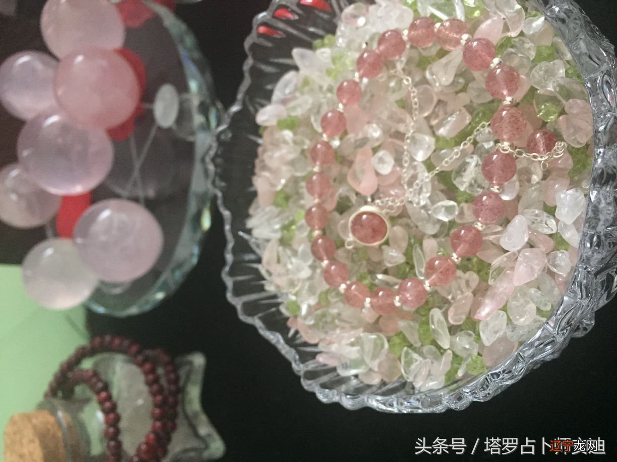 安迪塔罗牌占卜：你现在追求的爱情 ， 是你最适合结婚的人吗？