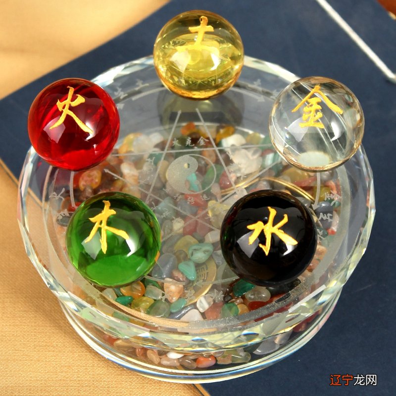 慈世堂：有关汽车风水中哪些车饰最好摆放在车内