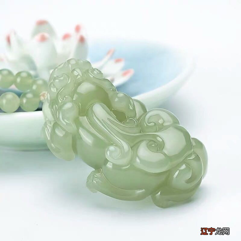 6种人千万不能带个貔貅有哪些1.儿童貔貅是用来招财的