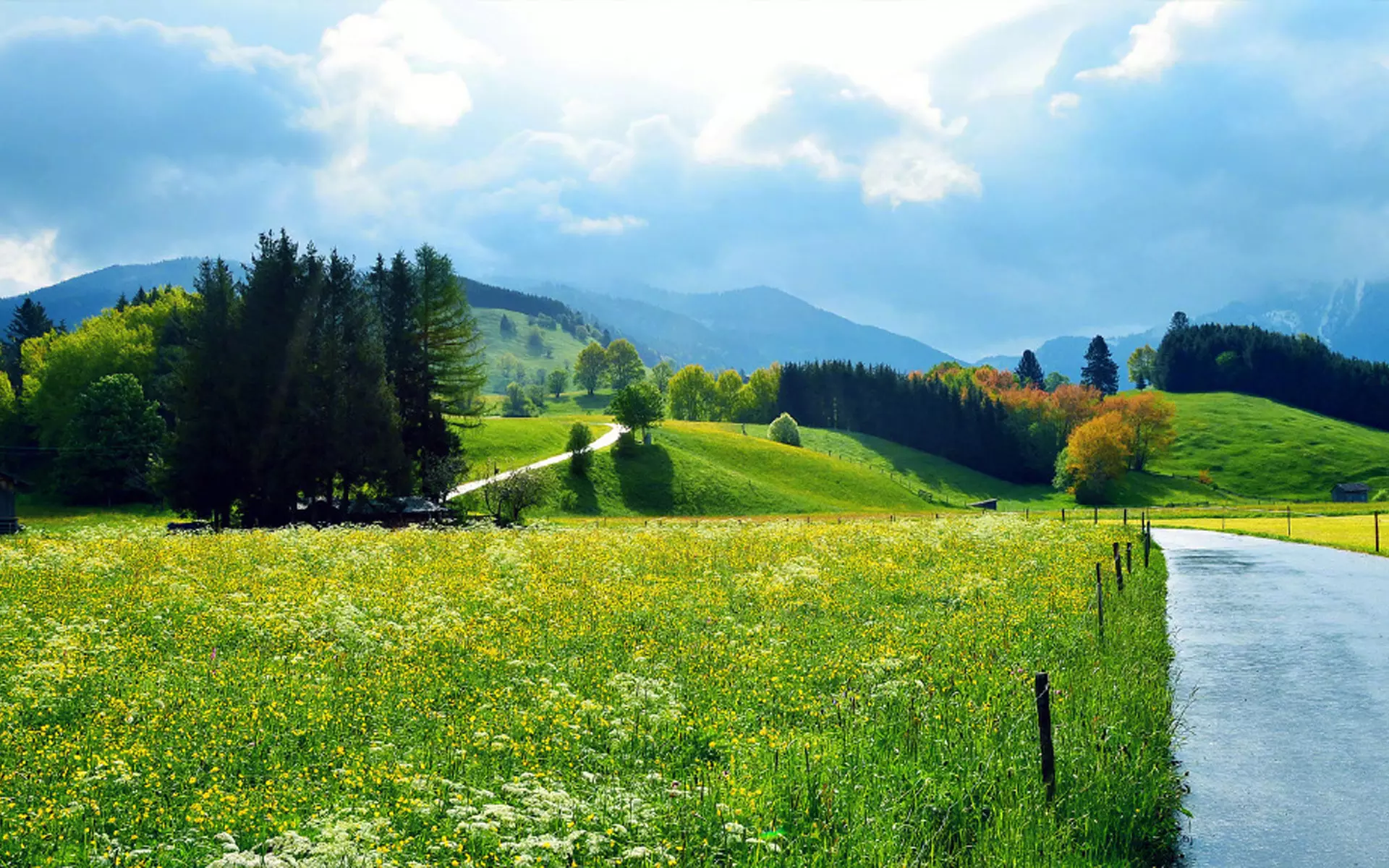 2、八字合婚最准的免费网站:谁有八字合婚的好网站啊 ， 推荐一个！谢谢！