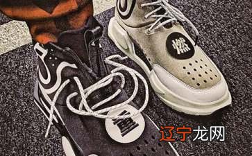 会有风水堂:梦见穿着旧鞋,预示你会陷入一段困窘