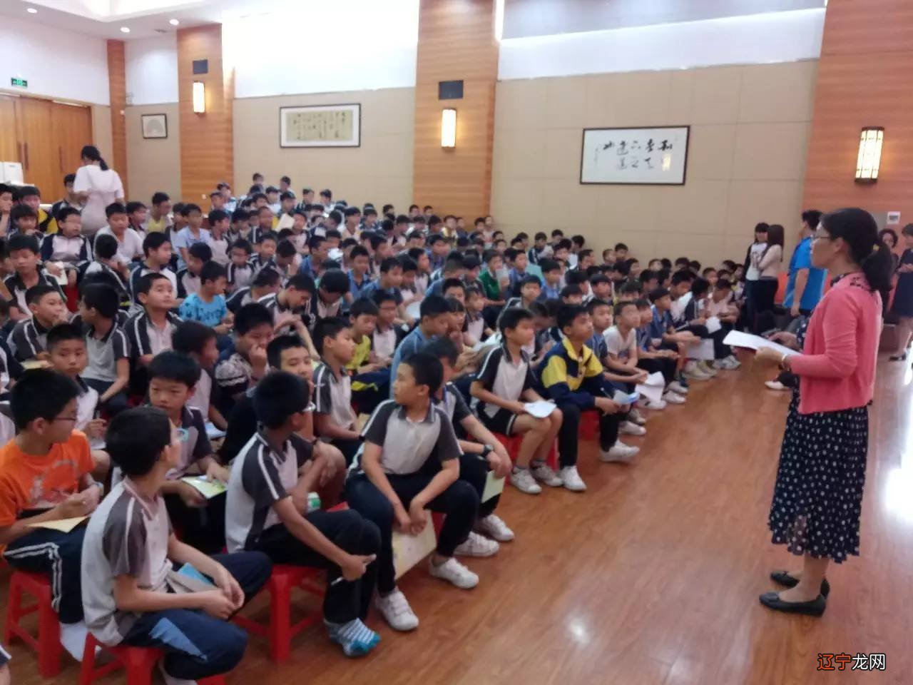 于丹讲座视频观后感:孩子不听话,爱发脾气,作为家长应如何正确引导教育