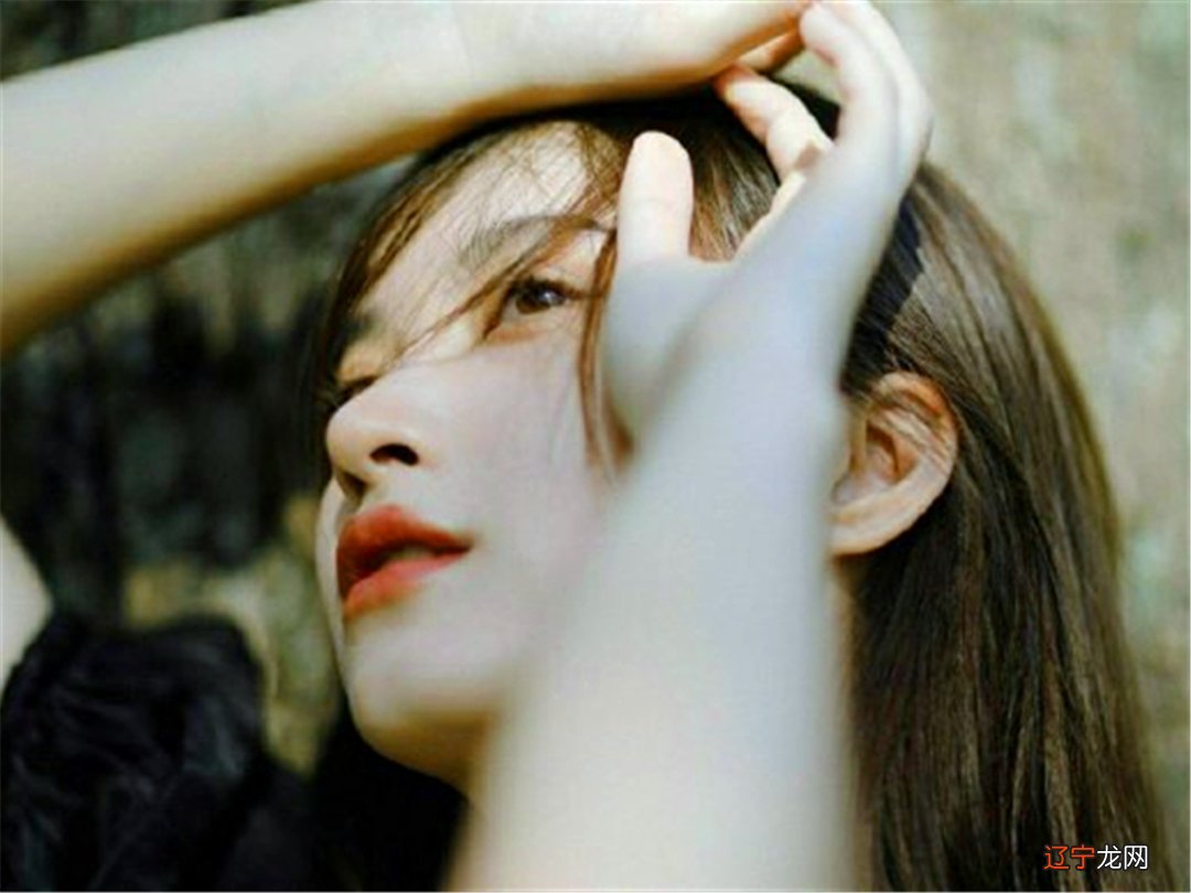 最爱“臭美”的四大星座，从小就爱打扮，异性缘超好