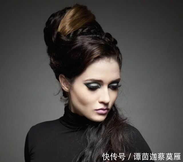 曾经深爱,如何情薄?的爱是深沉而持久的