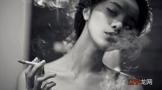 一玄堂:梦见自己拉屎