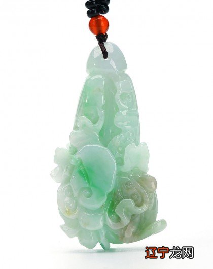 梦见翡翠,是开心的代表,会带来你取得成功和感情