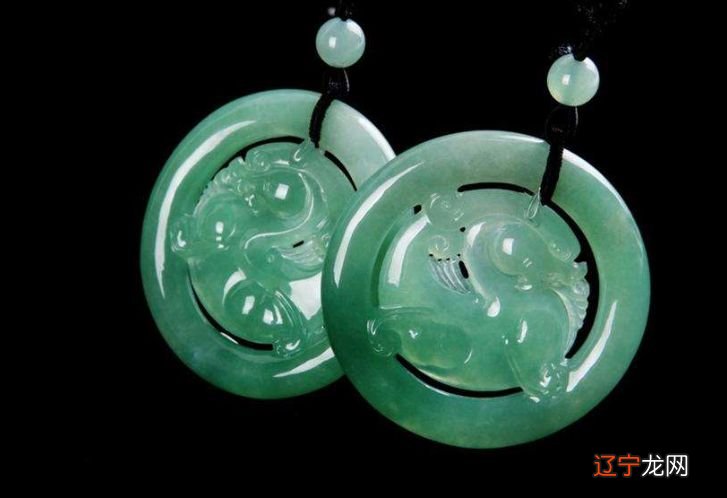 梦见翡翠,是开心的代表,会带来你取得成功和感情