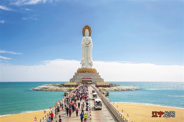 旅游景区开发建设作为发展旅游业的中心环节,的强弱。