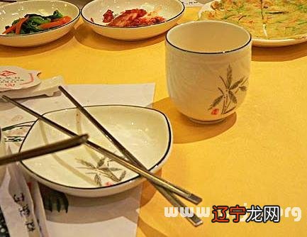 周公解梦:梦见筷子是什么意思?好不好?