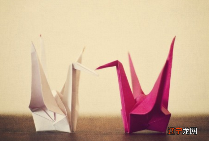 转移注意力就是最有效的解压方式，或者说也可以多跟风