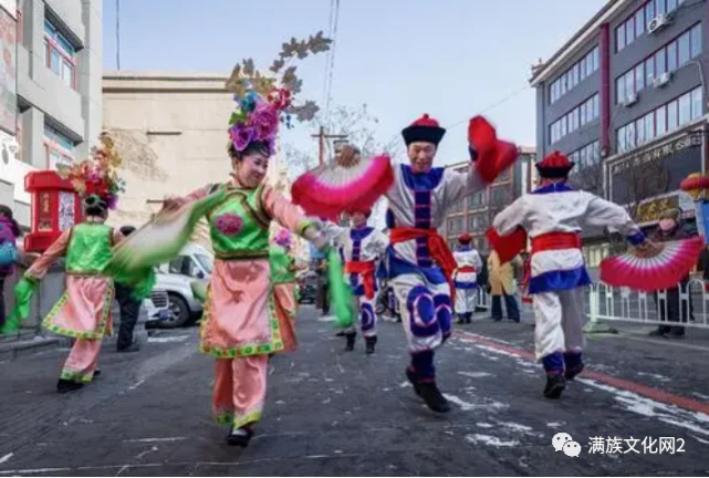 图 移民运动也是一种文化的迁移斯基