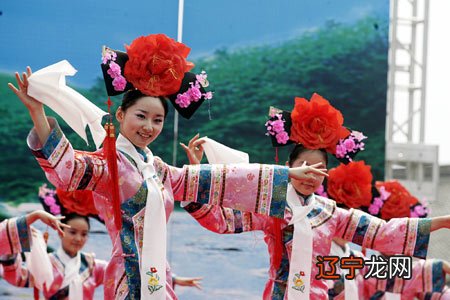 图 移民运动也是一种文化的迁移斯基