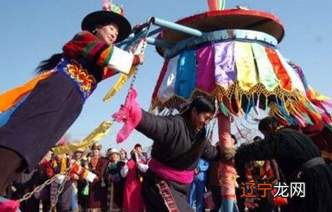 二 怎样保护民俗文化 2016年六安金安区事业单位面试模拟题