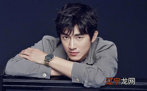 水瓶男最宠爱的星座女，这三个星座女独得恩宠