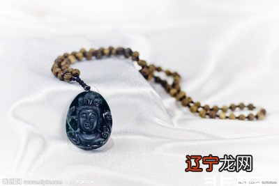 2022推荐 属猴的戴玉猴吊坠好不好(组图)