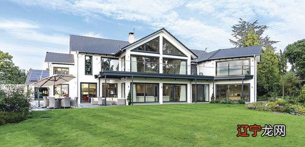 八字窗户设计的自建房_自建农村房合同书_霞浦自建榴房出售