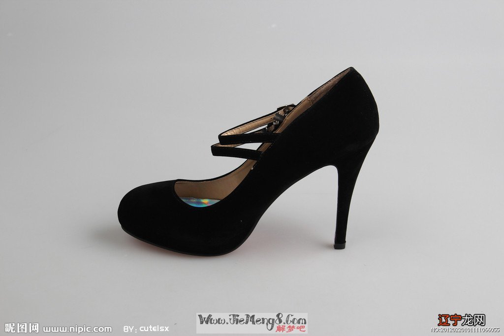 梦见别人穿新鞋是什么意思?为你整理的解梦