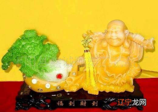 生肖属马主持人，事业发展顺风顺水，发财之象的生肖