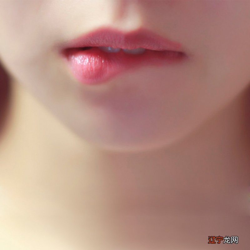 嘟起来特别美观,让你的嘴唇反倒特别丑的人