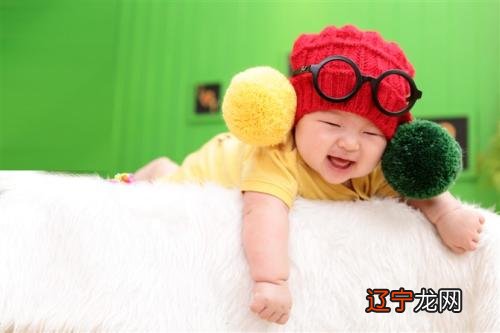 生辰八字五行取名 2018-11-01有人说名字只是一个代号,叫什么其实无所谓