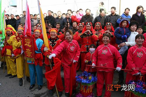 构建山东民俗文化旅游对促进山东旅游业的跨越式发展具有重大意义