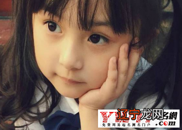 鸡年女宝宝小名起名有哪些需要注意的地方呢