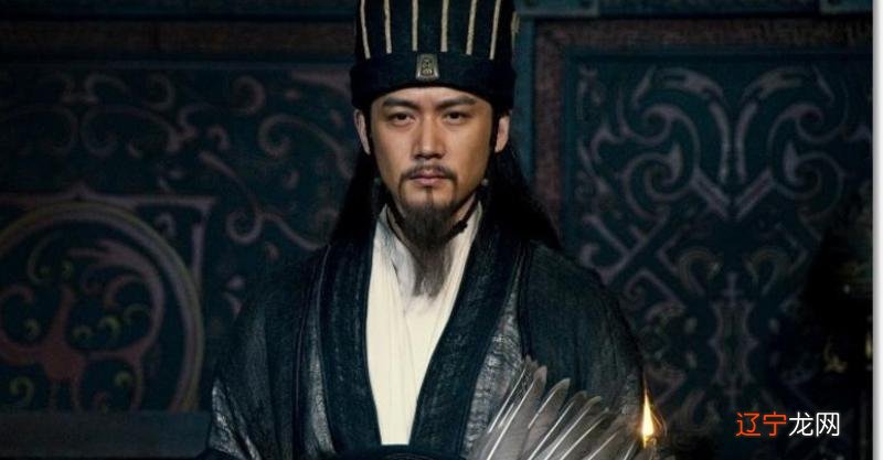 诸葛亮占卜_六爻占卜和周易占卜哪个准_现在诸葛亮的后人知道自己是诸葛亮的后人吗