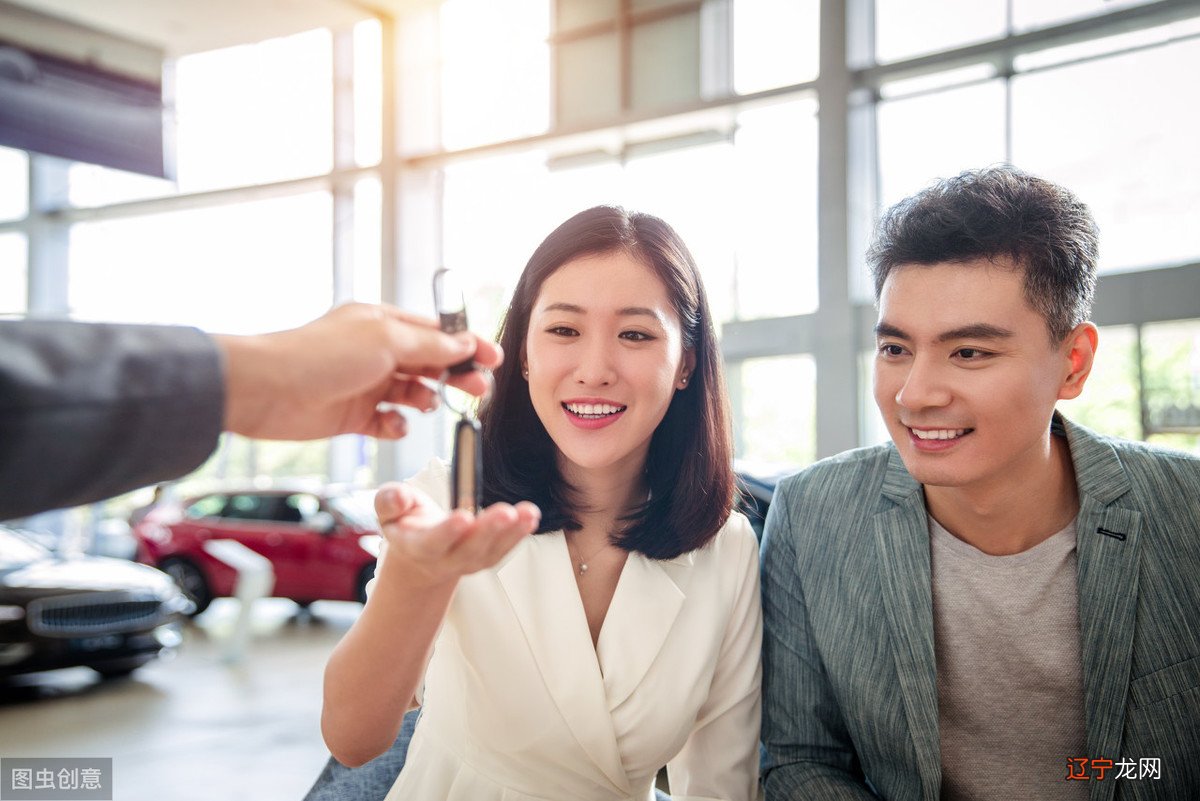 风水堂:天生有着夫妻相的面相