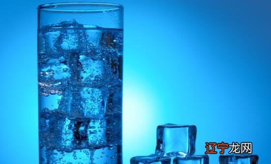 图 八字格局决定丙火生于吉凶取决于命格的特征决定