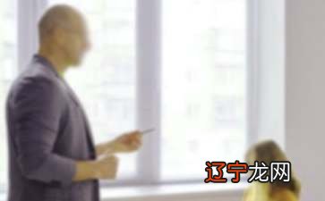 捧起《作最好的老师》：发人深省心灵的震撼与感动