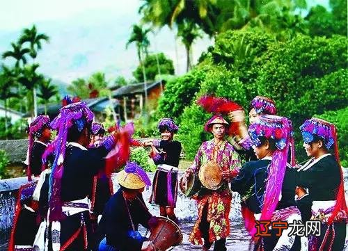 如何传承春节民俗_中国非物质文化遗产的传承 民俗民间艺术_民俗文化的保护传承发展