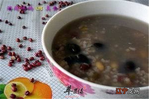 潮州最有特色的新年民俗活动400字左右的作文_立秋的民俗活动_立秋民俗吃什么饭