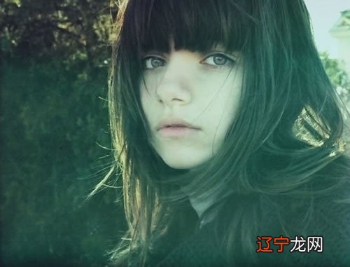 《送弟士季赴永春》赠君以宣城秋兔之颖