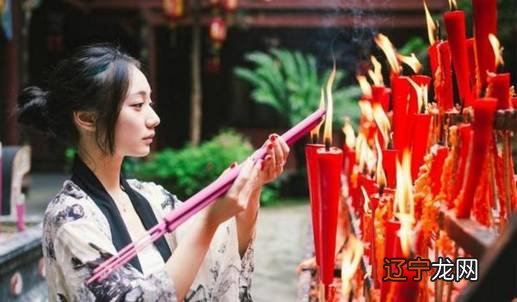 风水堂：梦见亲人死去成佛的人