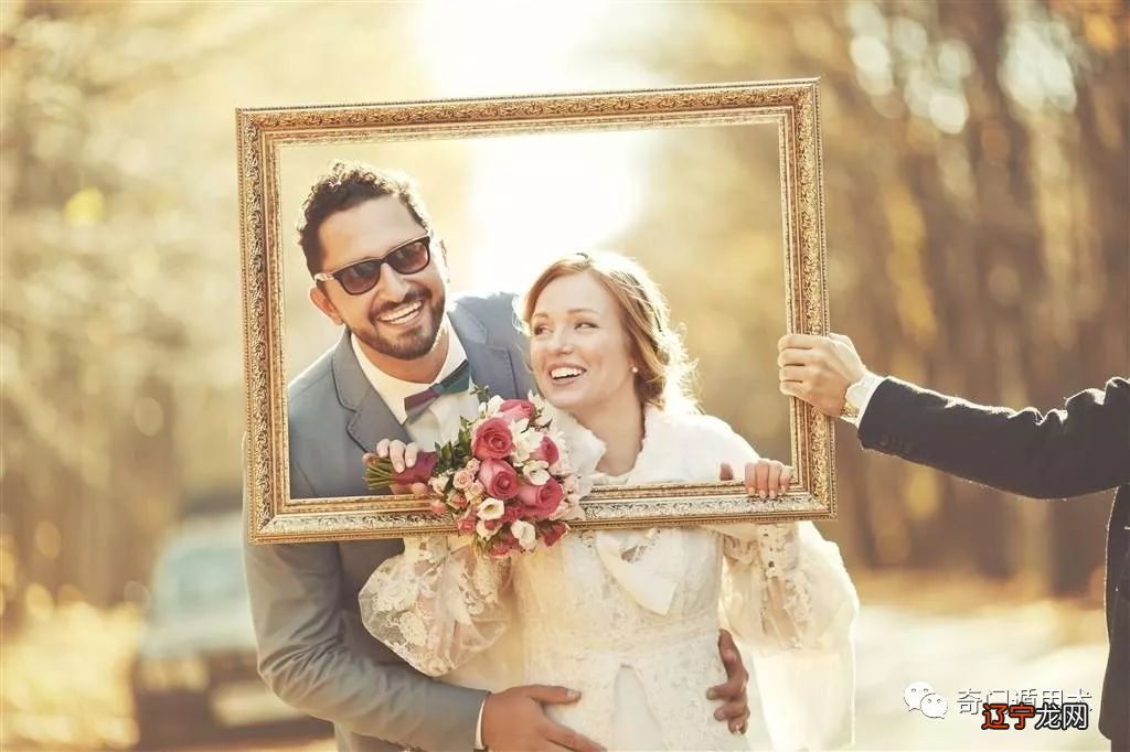 第一看日支第二第二看配偶星代表具体的人,婚姻影响也是至关重要