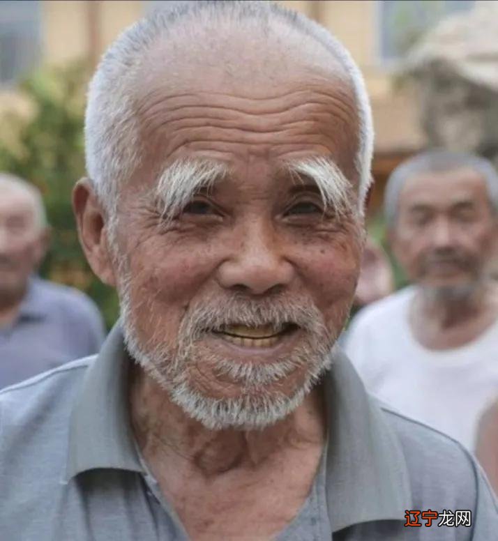 如果没有了眉毛的装饰作用，才是长寿的表现