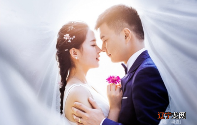 风水堂:怎么看男女结婚生辰八字预测