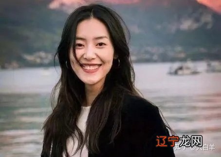 辛巳看一生运势 刘雯被问及“最糟糕的约会经历”是什么?