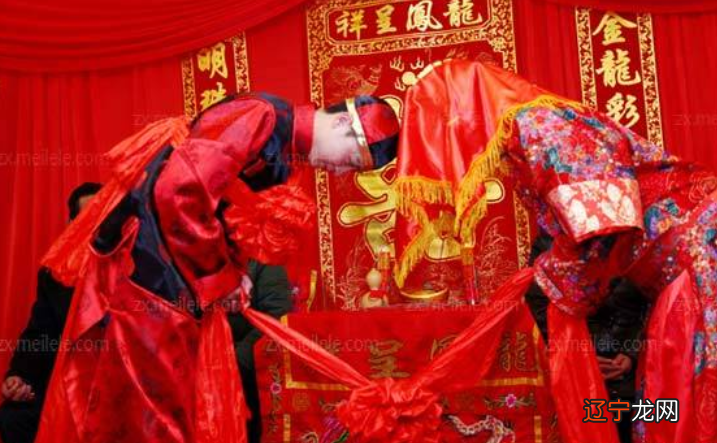 不妨风水堂:夫妻八字不合化解的方法