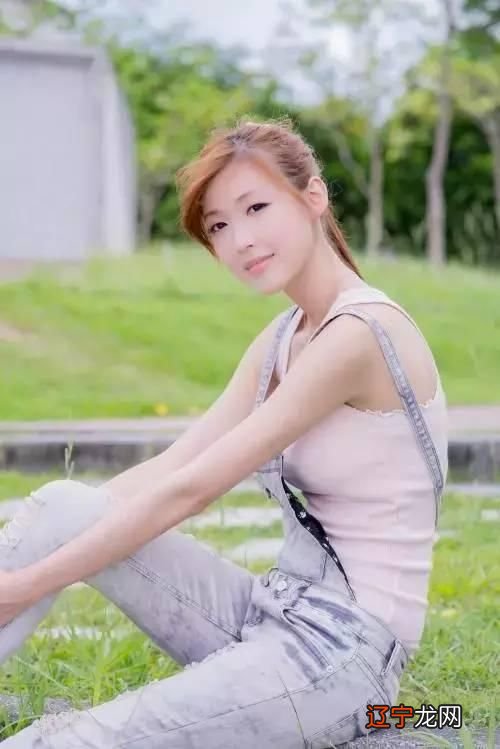 在现实生活中,颜值高的女人往往很受男人的喜欢