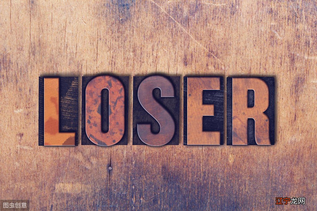 组图 作者简介前两天的妈妈因为绣十字绣登上了热搜